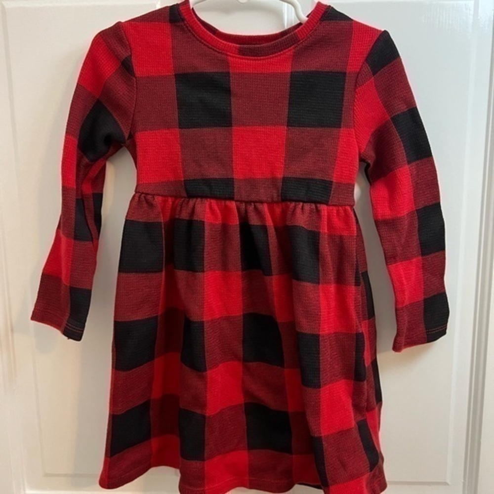 Old navy buffalo plaid girls dress. 3T long sleeve